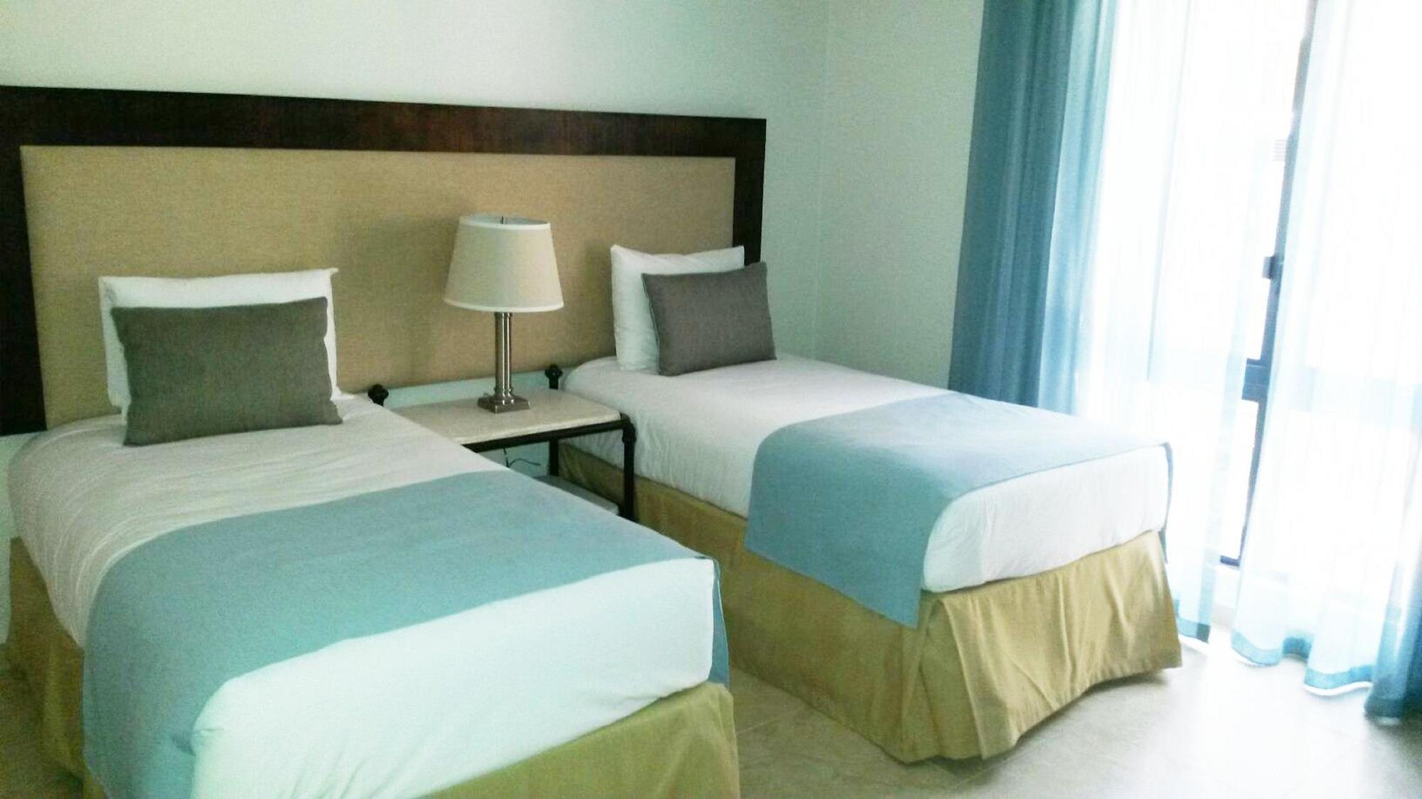 Park Royal Homestay Club Cala Puerto Rico Humacao Extérieur photo