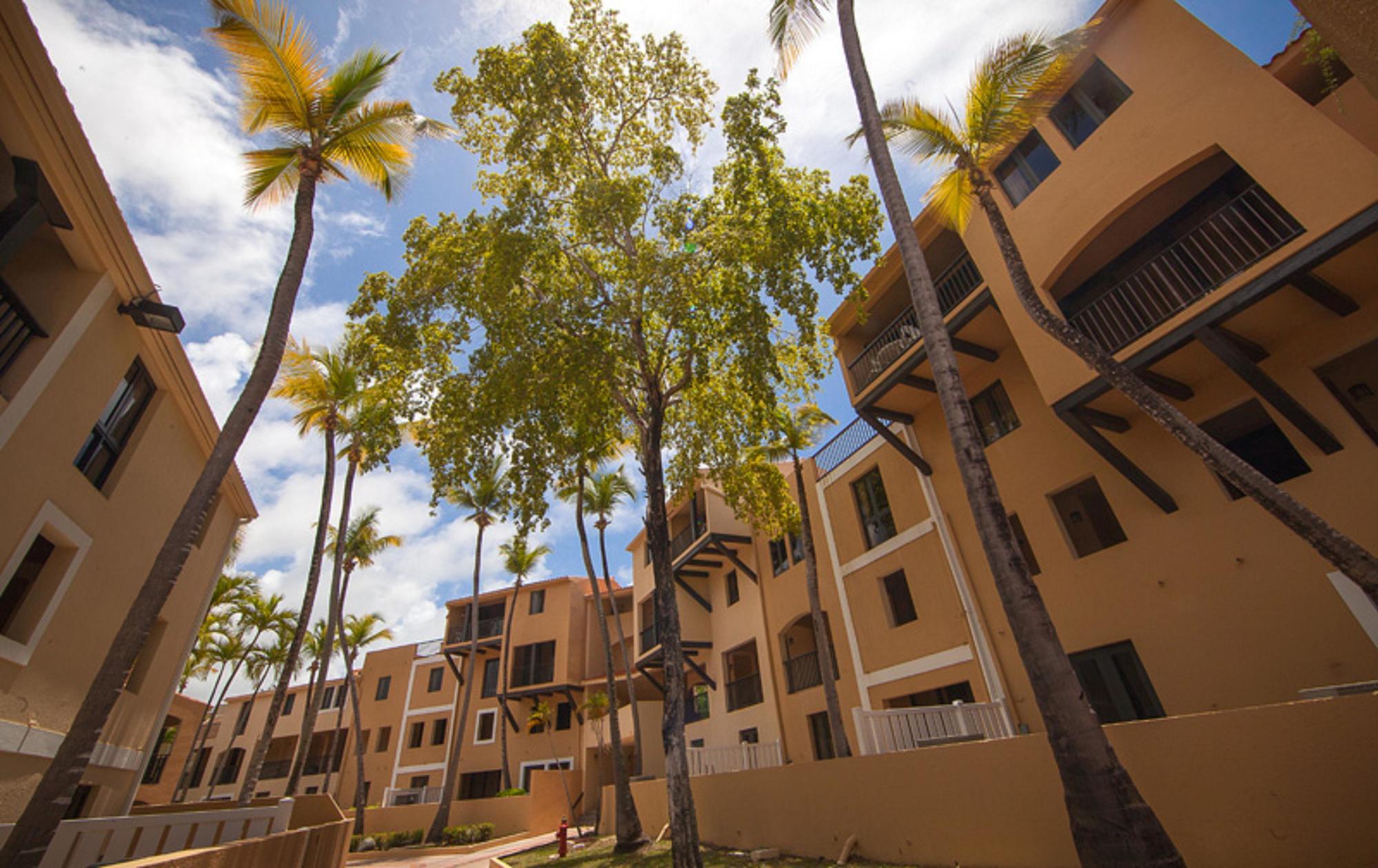 Park Royal Homestay Club Cala Puerto Rico Humacao Extérieur photo
