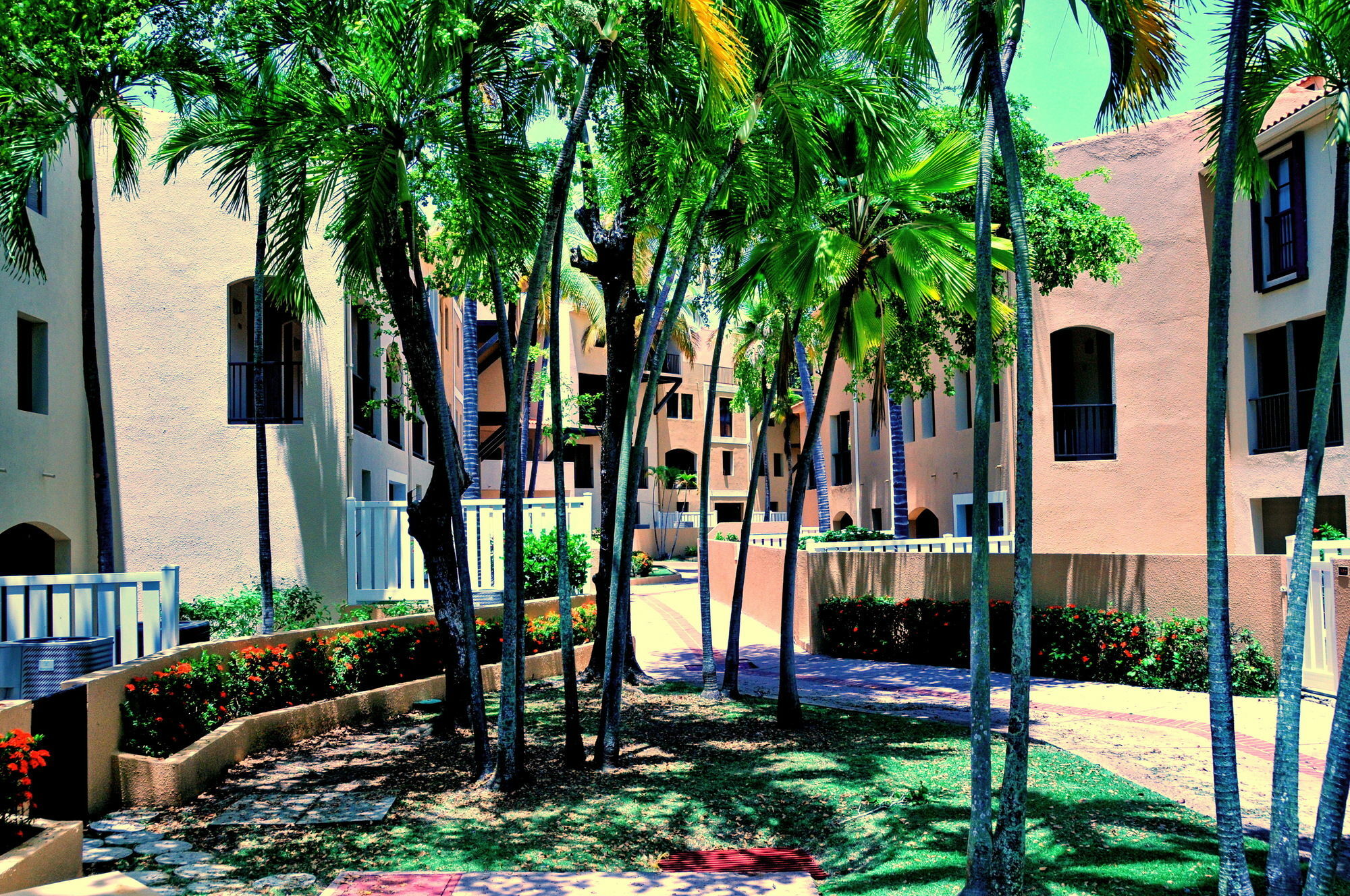 Park Royal Homestay Club Cala Puerto Rico Humacao Extérieur photo